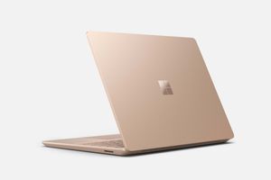 Microsoft оновила Surface Laptop Go 2 — Intel Core 11-го покоління, до 13,5 годин автономності і ціна від $600 photo