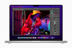 Нові 14- та 16-дюймові ноутбуки Apple MacBook Pro з’являться не раніше березня 2023 року – Марк Гурман фото