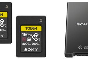 Sony представила первые в мире карты памяти CFexpress Type A объемом 80 и 160 ГБ со скоростью записи до 700 МБ/с  фото